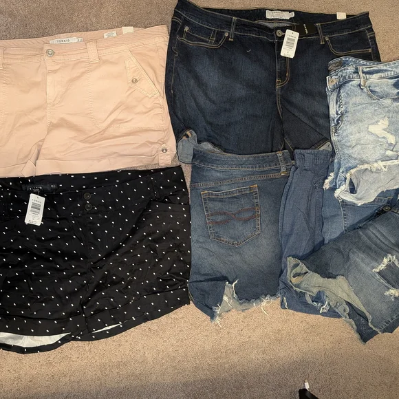 torrid Red and Black Floral Maxi Dress - Picture 2 of 16